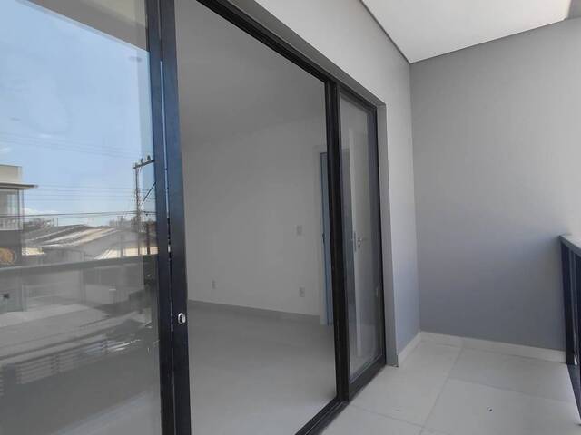 #13 - Apartamento para Venda em Barra Velha - SC