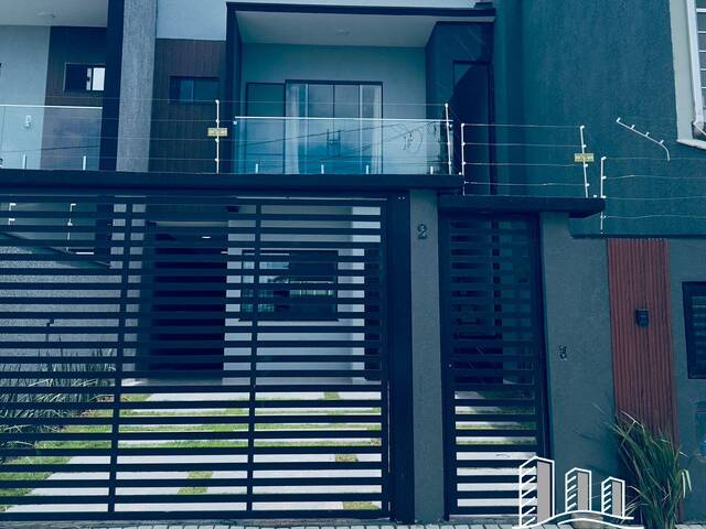 #19 - Sobrado para Venda em Balneário Piçarras - SC