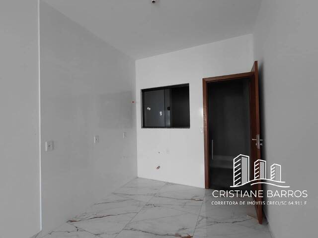 #21 - Casa para Venda em Barra Velha - SC